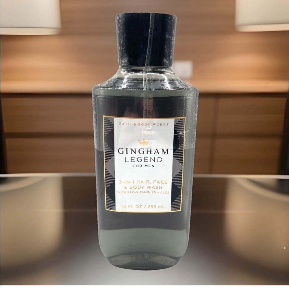 Bath & Body Works Hair, Face & Body Wash- Men’s Gingham Legend (10 fl oz)
